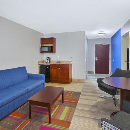Holiday Inn Express Niles By Ihg Extérieur photo