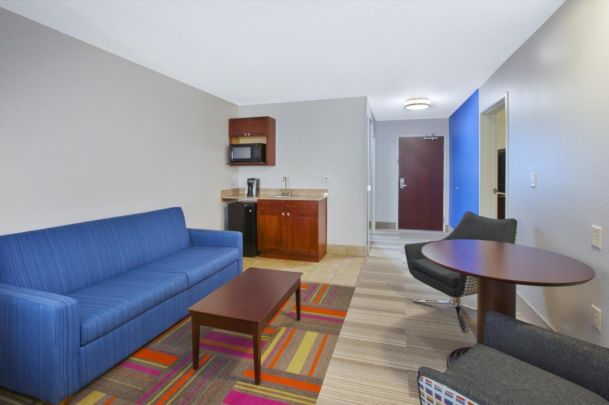 Holiday Inn Express Niles By Ihg Extérieur photo