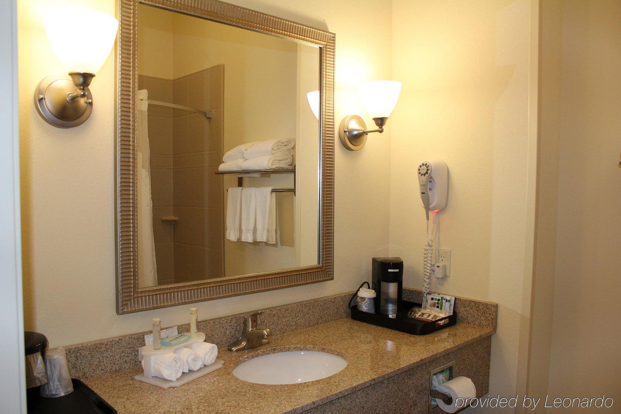 Holiday Inn Express Niles By Ihg Chambre photo