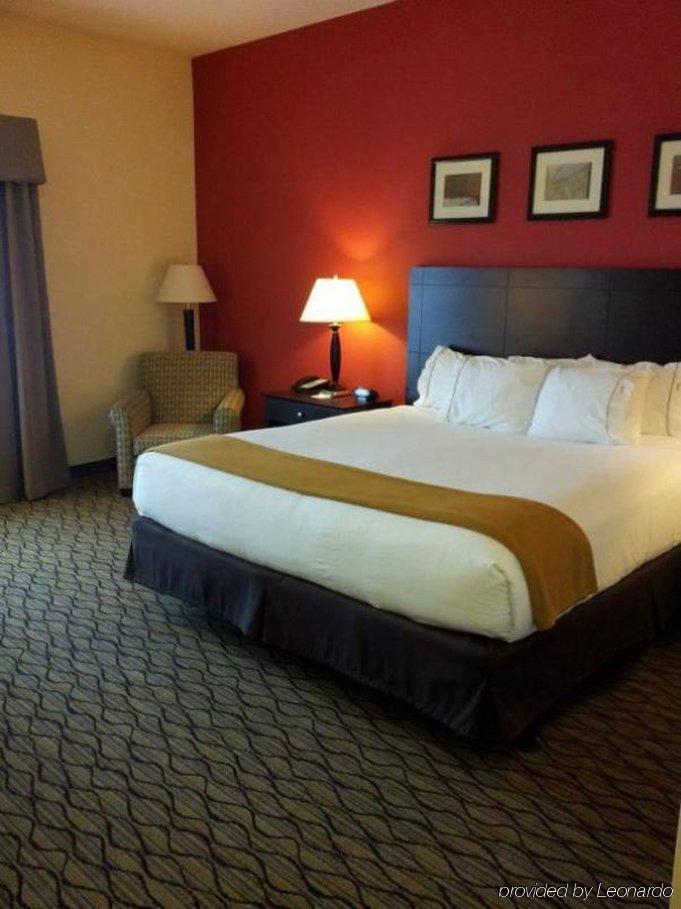 Holiday Inn Express Niles By Ihg Extérieur photo