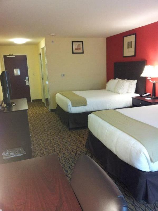 Holiday Inn Express Niles By Ihg Extérieur photo